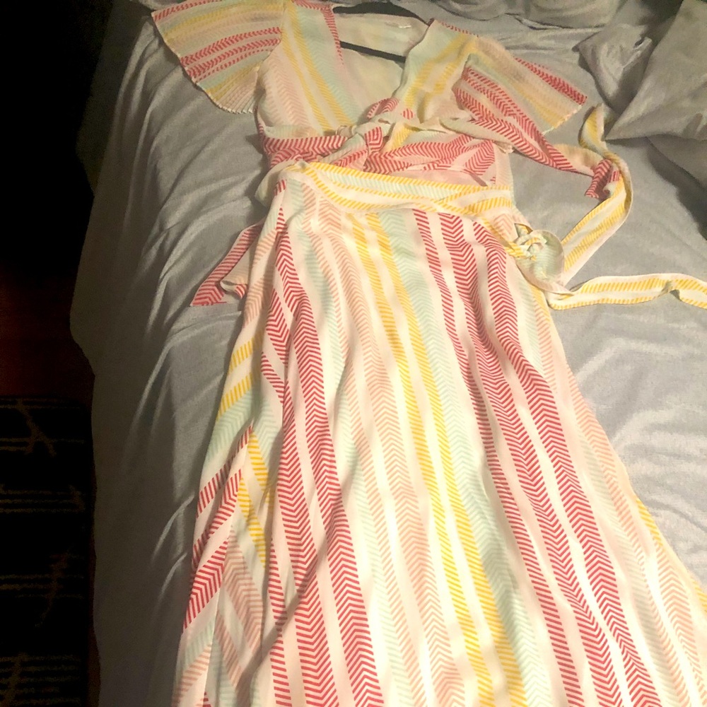 Eva Mendes blouse and skirt set. Size XS. Perfect for summer